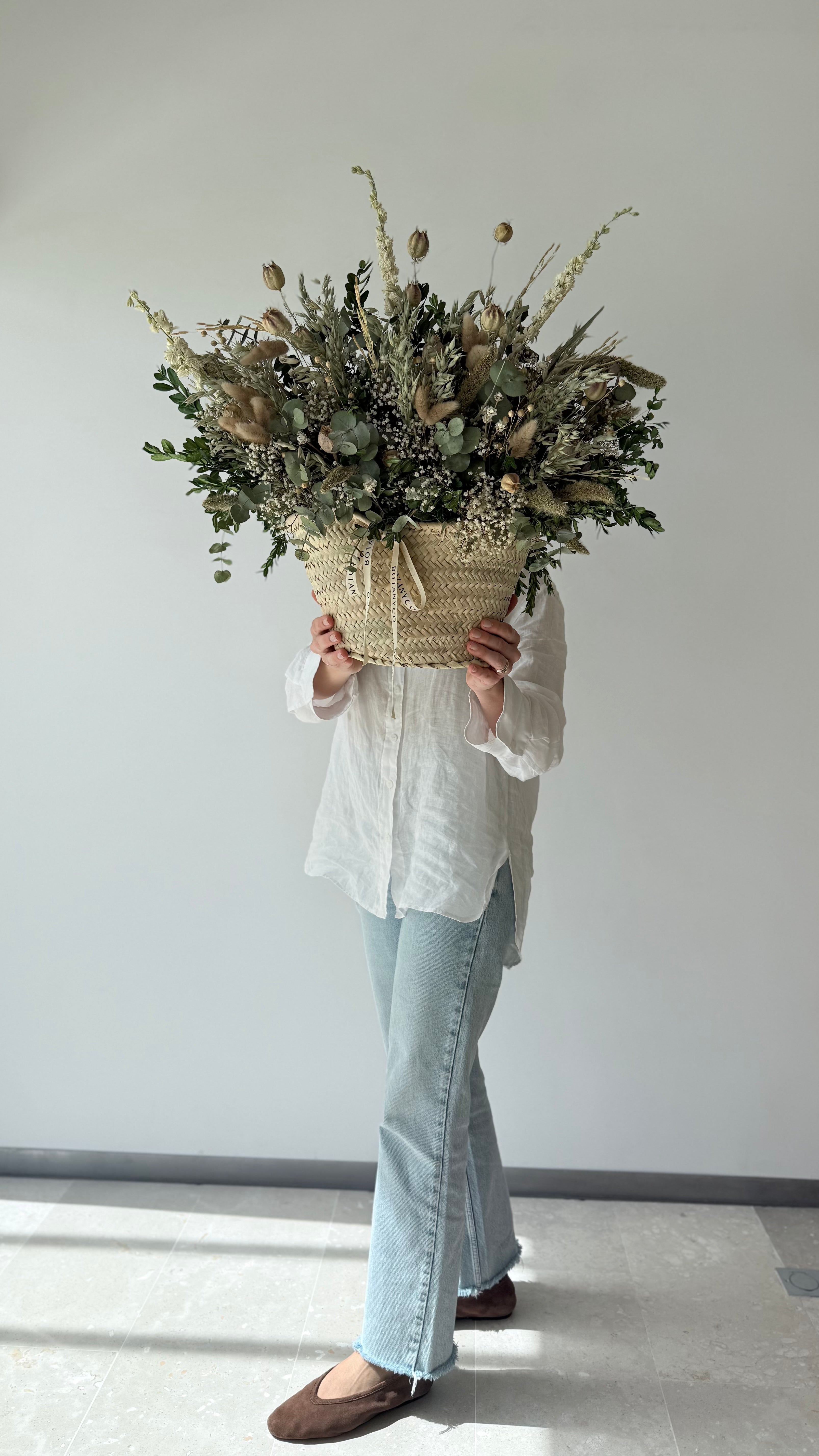 Capazo de Flor Seca y Preservada - Beige